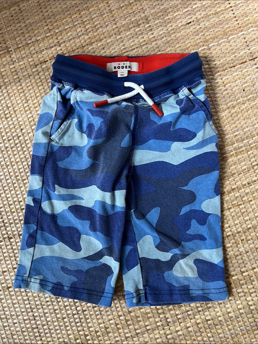 Mini Boden Jersey Baggies Blue camo sweatpants boys 5-6 years faded, distressed